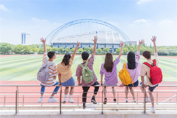校園招聘嚴(yán)禁限定985和211高校，對制造業(yè)有哪些啟示？