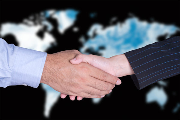 美企業(yè)主：付關(guān)稅也要中國(guó)造，對(duì)關(guān)聯(lián)企業(yè)的啟示